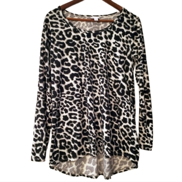 Lularoe M Leopard Animal Print Long Sleeve Top Blouse Lynnae NWT - Picture 1 of 7